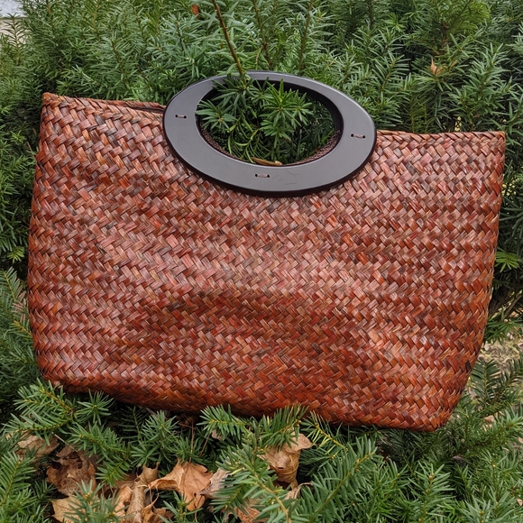 Handbags - Vintage Straw Handbag